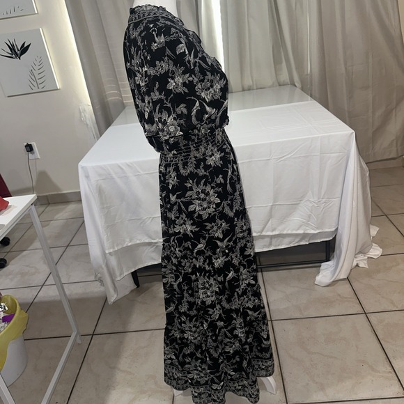 Max Studio Flutter Sleeve Floral Tiered Maxi Dress Black & White Long S-SMALL - Picture 7 of 13